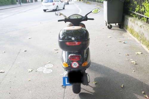 Vespa 50ccm günstig abzugeben