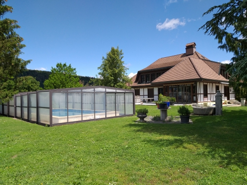 4, 5 Zi. Wohnung mit Pool und Aussicht in 1 Familienhaus - Nachmi