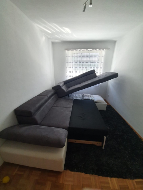 Bettsofa mit Teppich