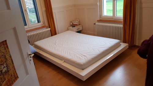 Bett weiss 140 x 200 cm, inkl. Lattenrost und Matratze