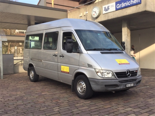 Kleinbus Mercedes Sprinter  11-Plätzer  zu vermieten