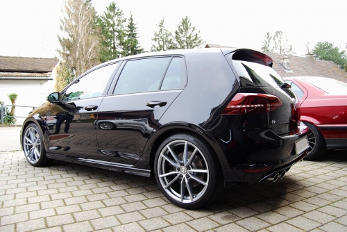 VW Golf R