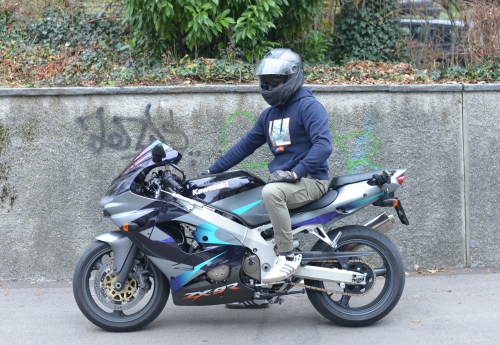 Kawasaki ZX9R 2003