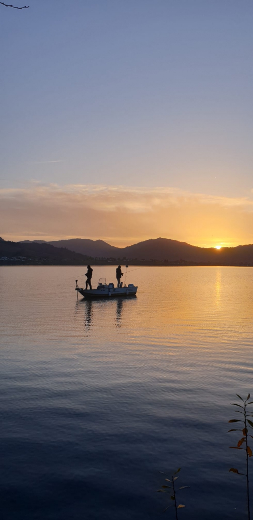 Fischerboot / Angelboot mit Anlegeplatz