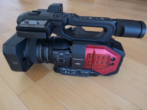 Panasonic AG-DVX200 4K Camcorder Top Zustand