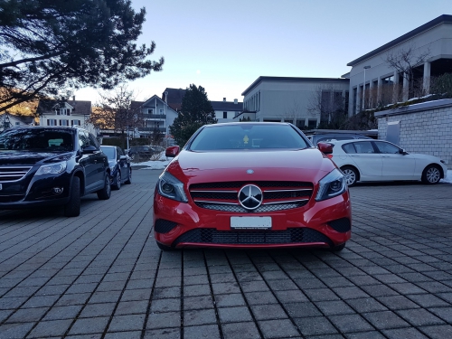 MERCEDES-BENZ A 180 7G-DCT