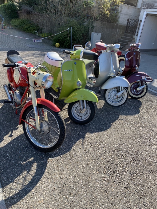 Verkaufe ich 500 Topolino, Lambrette, Vespe, Moto Guzzi,MV Agusta