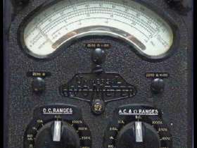 Universal AvoMeter Model 8, MK I