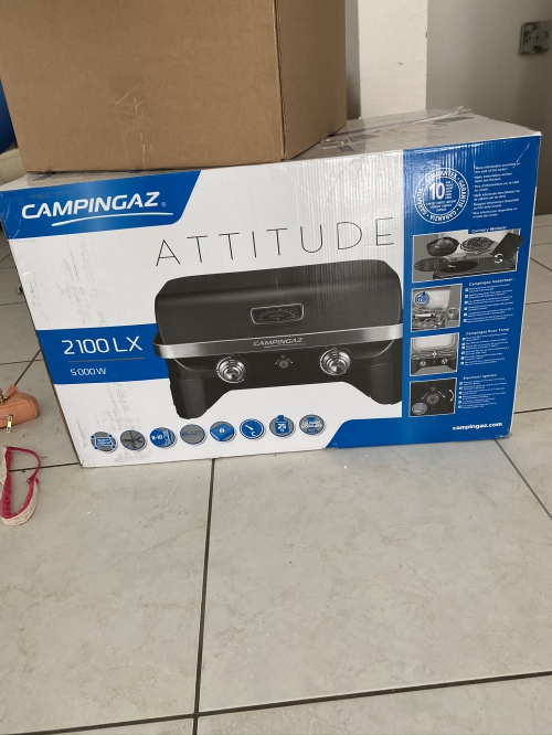 Verkaufe neuen Gasgrill ATTITUDE 2100 LX