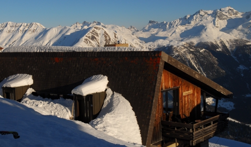 Schneesichere Chaletferien im Schneebutz in der Aletscharena