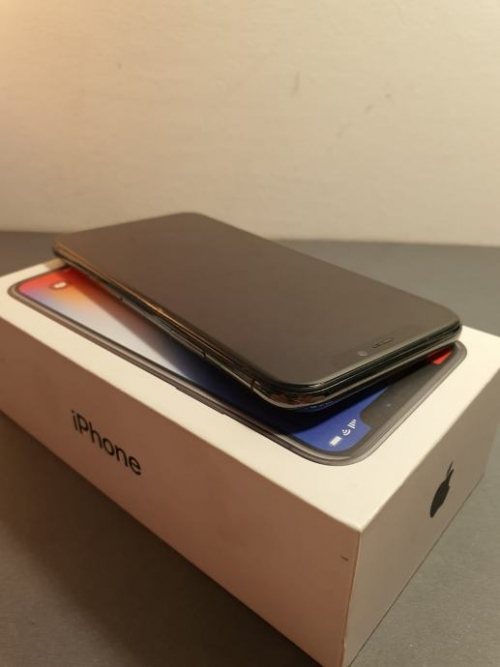 iPhone X 64 GB so gut wie neu (Preis verhandelbar) 