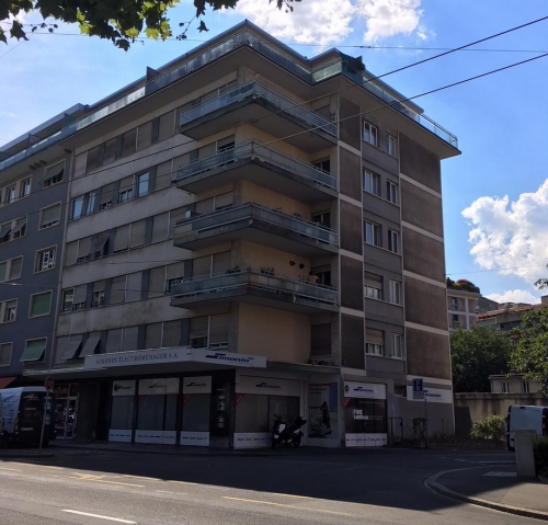 Appartement rénové de 1.5 pièces avec balcon à la Servette