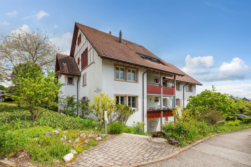 Gemütliche, helle 4.5 Zimmer-Wohnung