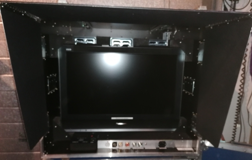 Vorschau Monitor im Case mit HD Recorder