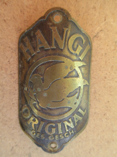 Hangi  Rad Steuerkopf  CH  Schild Emblem