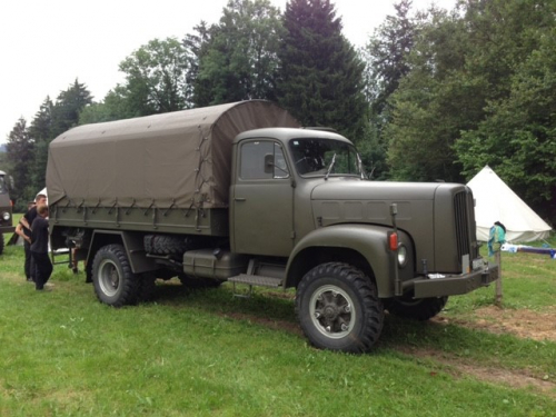 Saurer 4X4 und Saurer 2DM