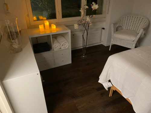 Vermiete Massage Raum 