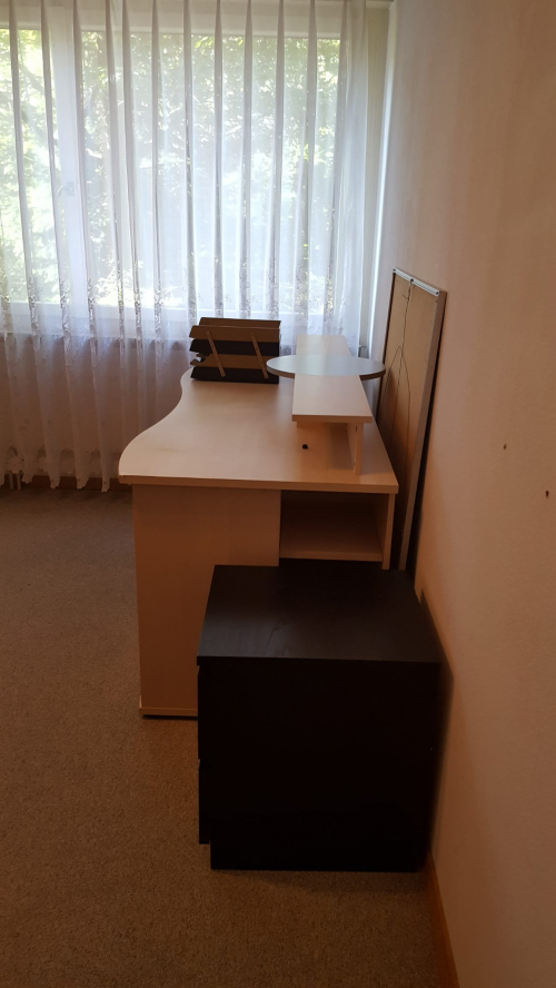 1 Zimmer 14m2 zu vermieten 750Fr (Home Office geeignet)