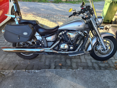 Yamaha Midnight Star XVS 1300A