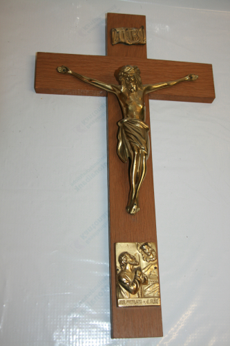 1 Holzkreuz