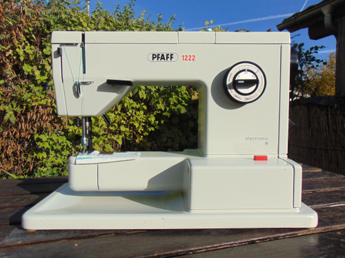 Nähmaschine PFAFF 1222, mit IDT, ab Service, 6 Mon. Garantie