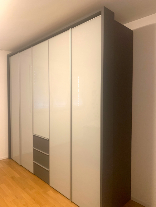 Kleiderschrank - 5türig 