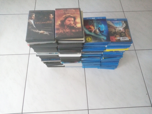 63 Blue-Ray und 60 DVD's zu verkaufen