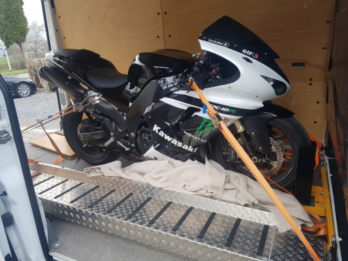 Transport von Ihrem Motorrad , Mofa , Roller , Velo gesucht ?