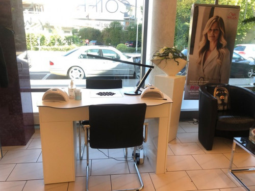 Selbständige Naildesignerin in Dübendorf gesucht