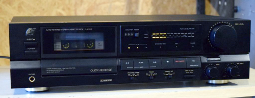 Sansui Modell: D-111 R Kassetten Tape Top Modell