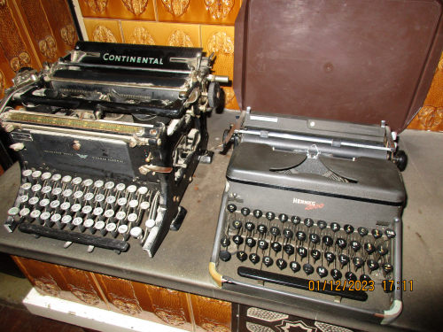 Alte Typenschreibmaschinen