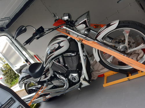 Motorrad , Mofas , Scooter , Fahrrad , E-Bikes , - Transporte ?