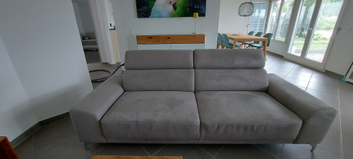 Top-Angebot: 3er-Sofa inkl. Hocker