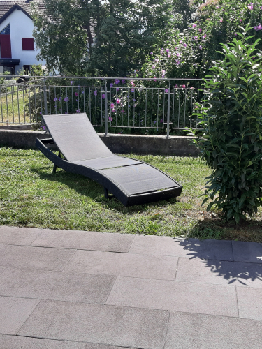 moderne Relax Garten Liege - wenig genutzt - Top Zustand - AKTION