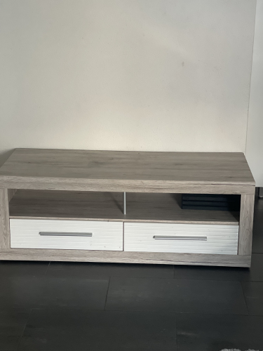 TV Schrank