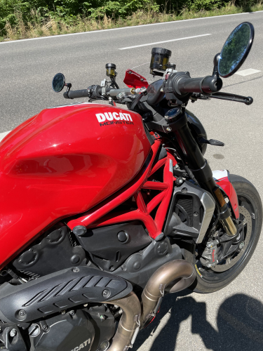 Ducati Monster 1200R