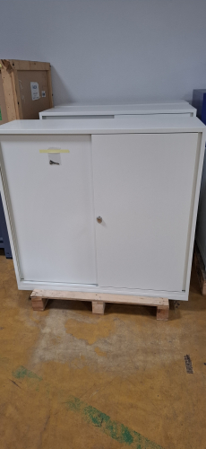 Bigla Schiebetürenschrank, neuwertig