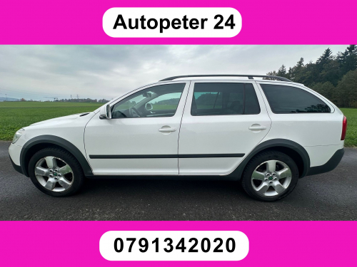 SKODA Octavia Combi 2.0 TDI Scout 4x4 DSG