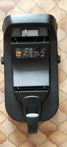 Maxi Cosi mit Base Isofix