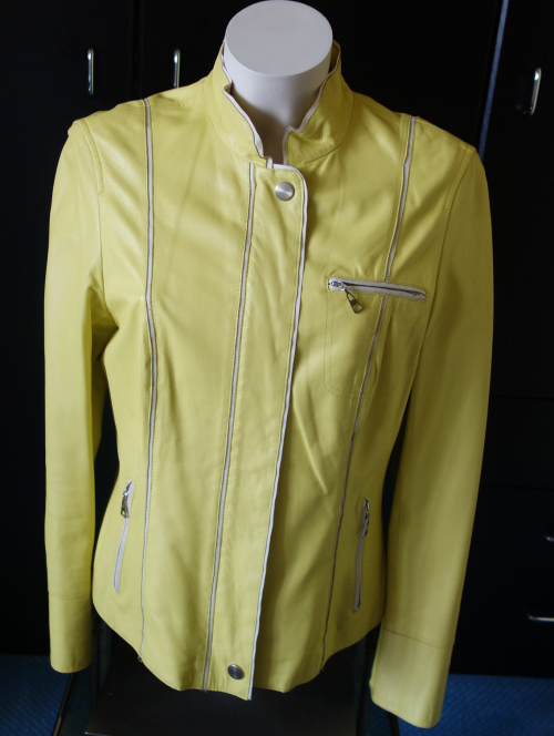 Div. Kleider super Auswahl Gr. 40 Schuhe Gr. 38