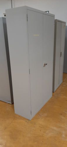 Bigla Metallschrank B 100 T 40 H 190cm