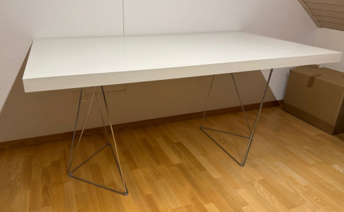 Robuster weisser Schreibtisch Bürotisch Tisch