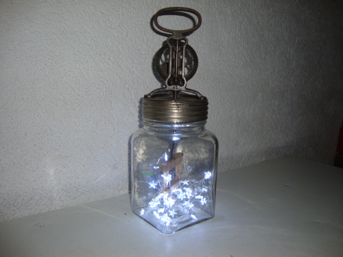 Butterglas beleuchtet