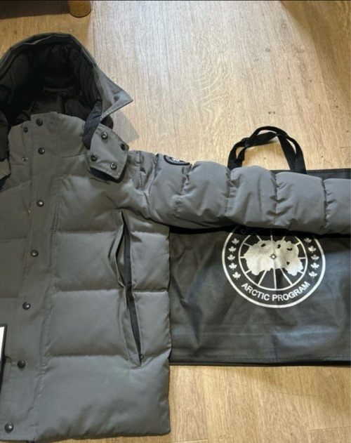 Canada Goose, Größe XS neu mit Etikett