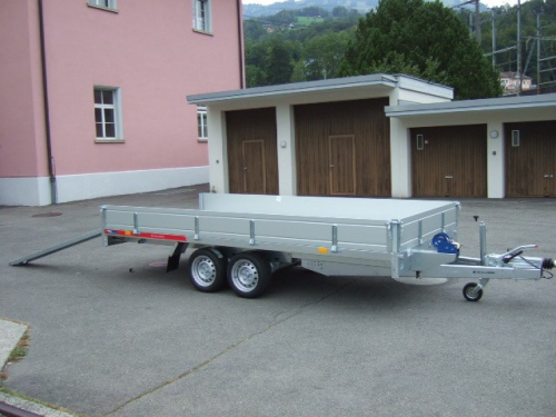 Anhänger Temared Carplatform 4521S 3'500Kg Aluboden und Bordwände