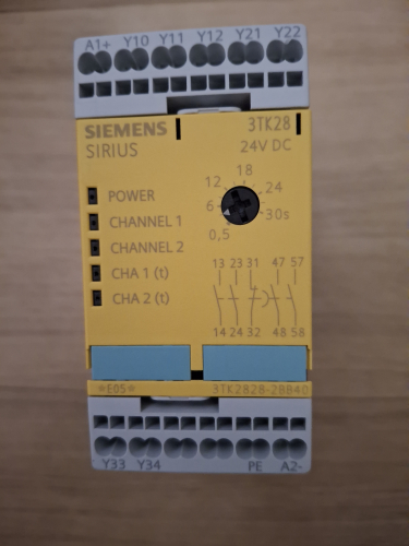 Siemens Safety Relay 