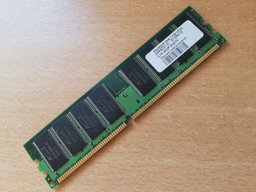 Arbeitsspeicher (RAM) 512MB DDR-400 CL3 PC32000 ADATA