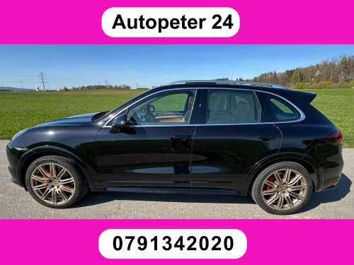 PORSCHE Cayenne Turbo