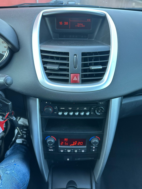 PEUGEOT 207 1.6 16V Sport Pack