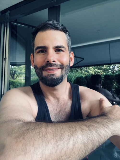 Masseur für Mann und Frau 